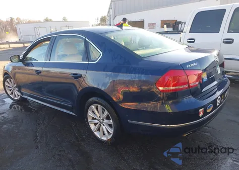 2013 Volkswagen Passat 2.5L Sel Premium from USA, damaged, VIN 1VWCP7A39DC150877